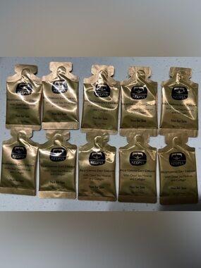 Kedma Restoring Day Cream ~ 10 Travel Packs ~ Retail $199